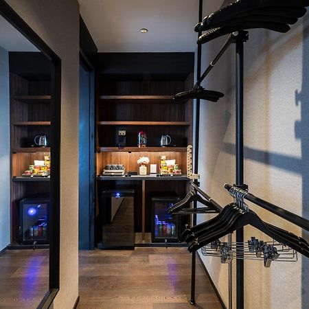 Walton Suites Sukhumvit 曼谷 外观 照片