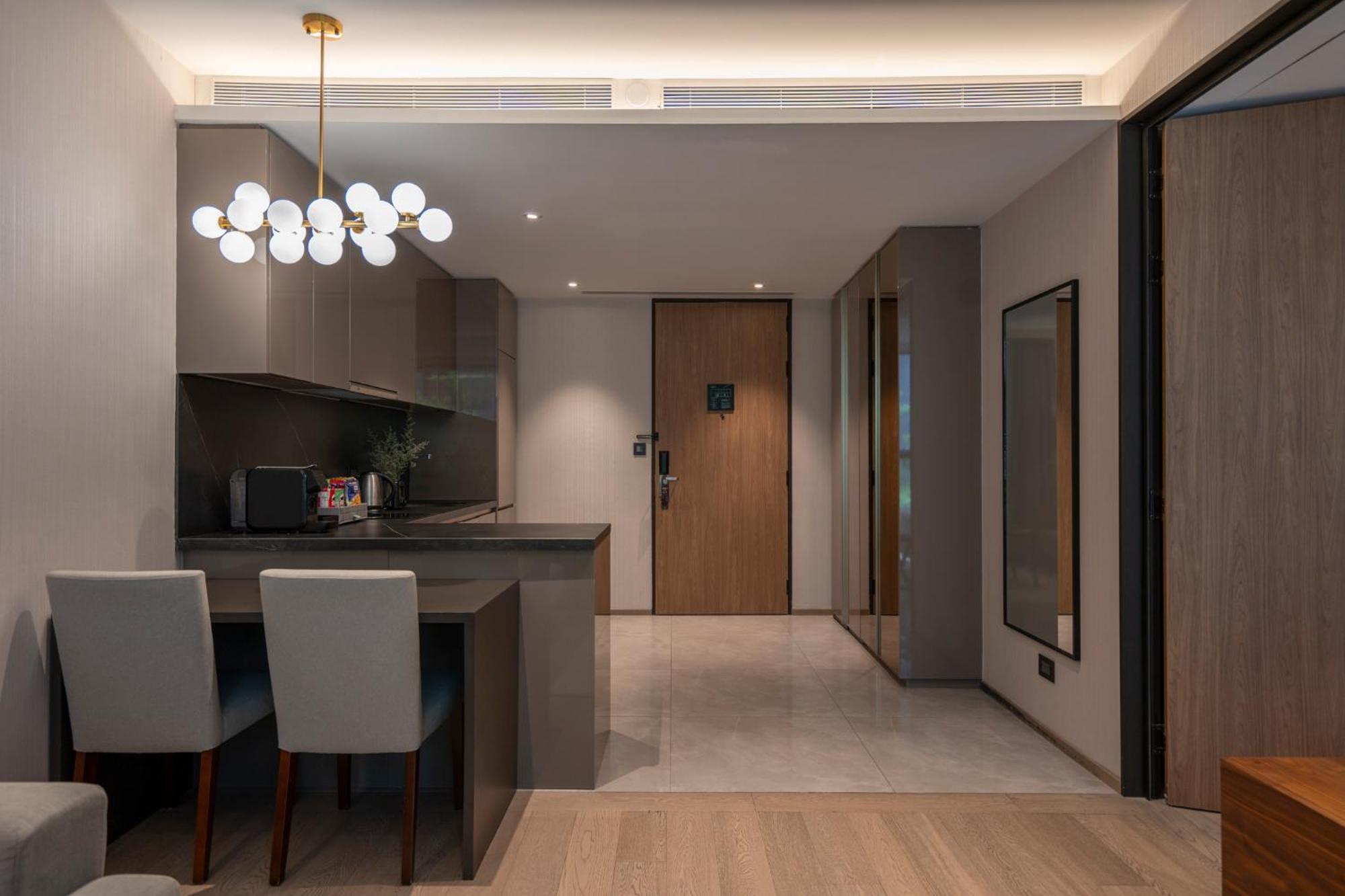 Walton Suites Sukhumvit 曼谷 客房 照片