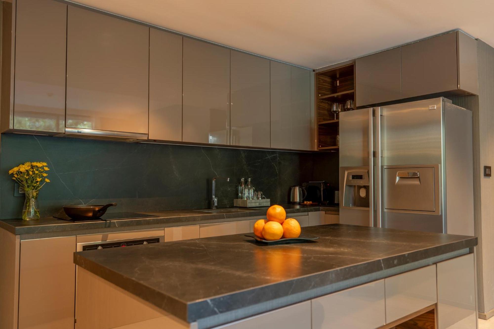 Walton Suites Sukhumvit 曼谷 外观 照片