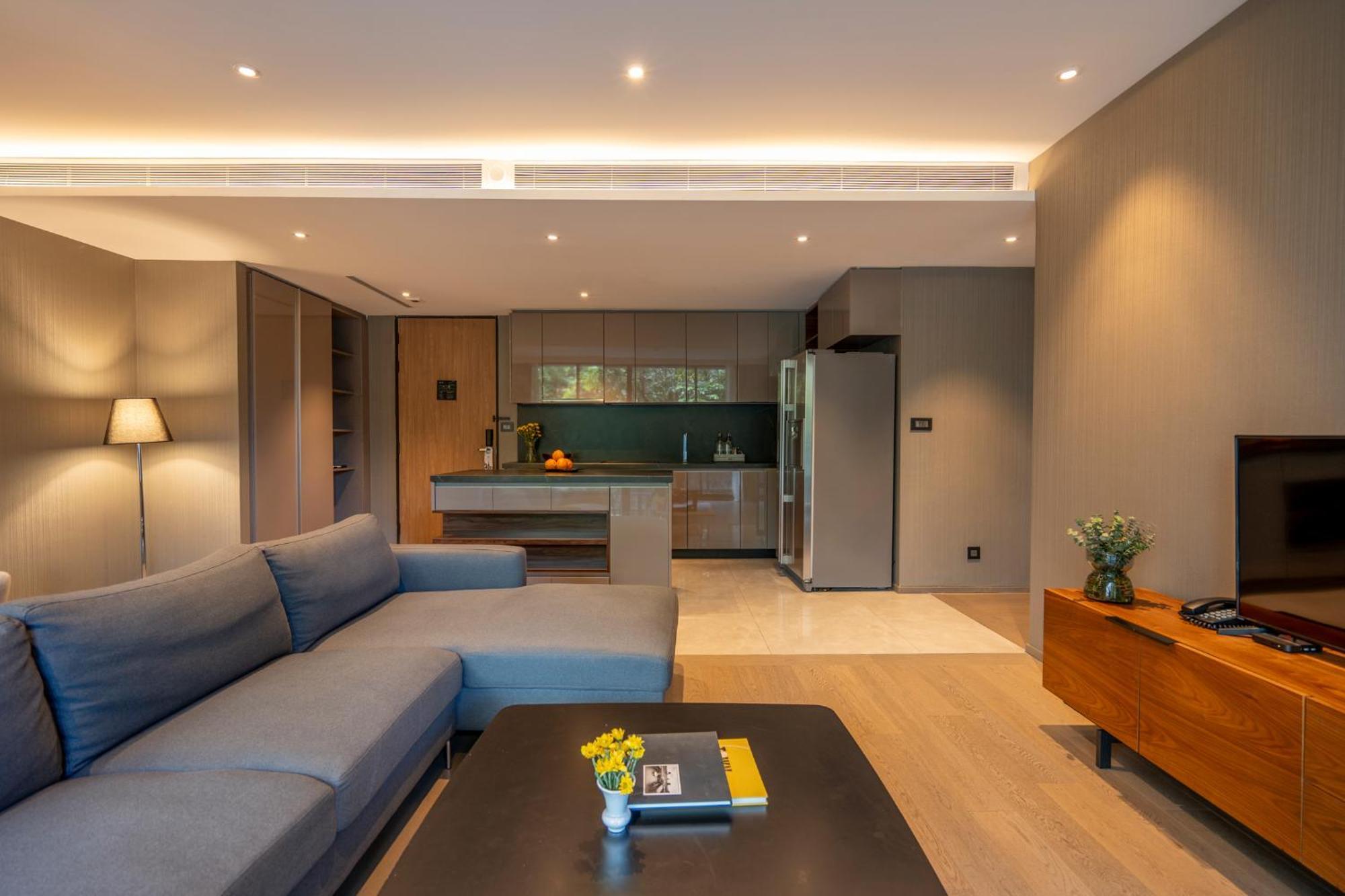 Walton Suites Sukhumvit 曼谷 外观 照片