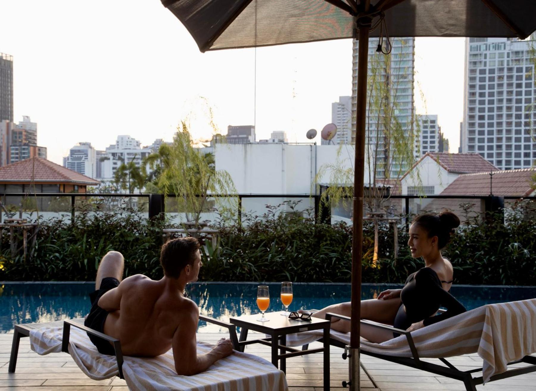 Walton Suites Sukhumvit 曼谷 外观 照片