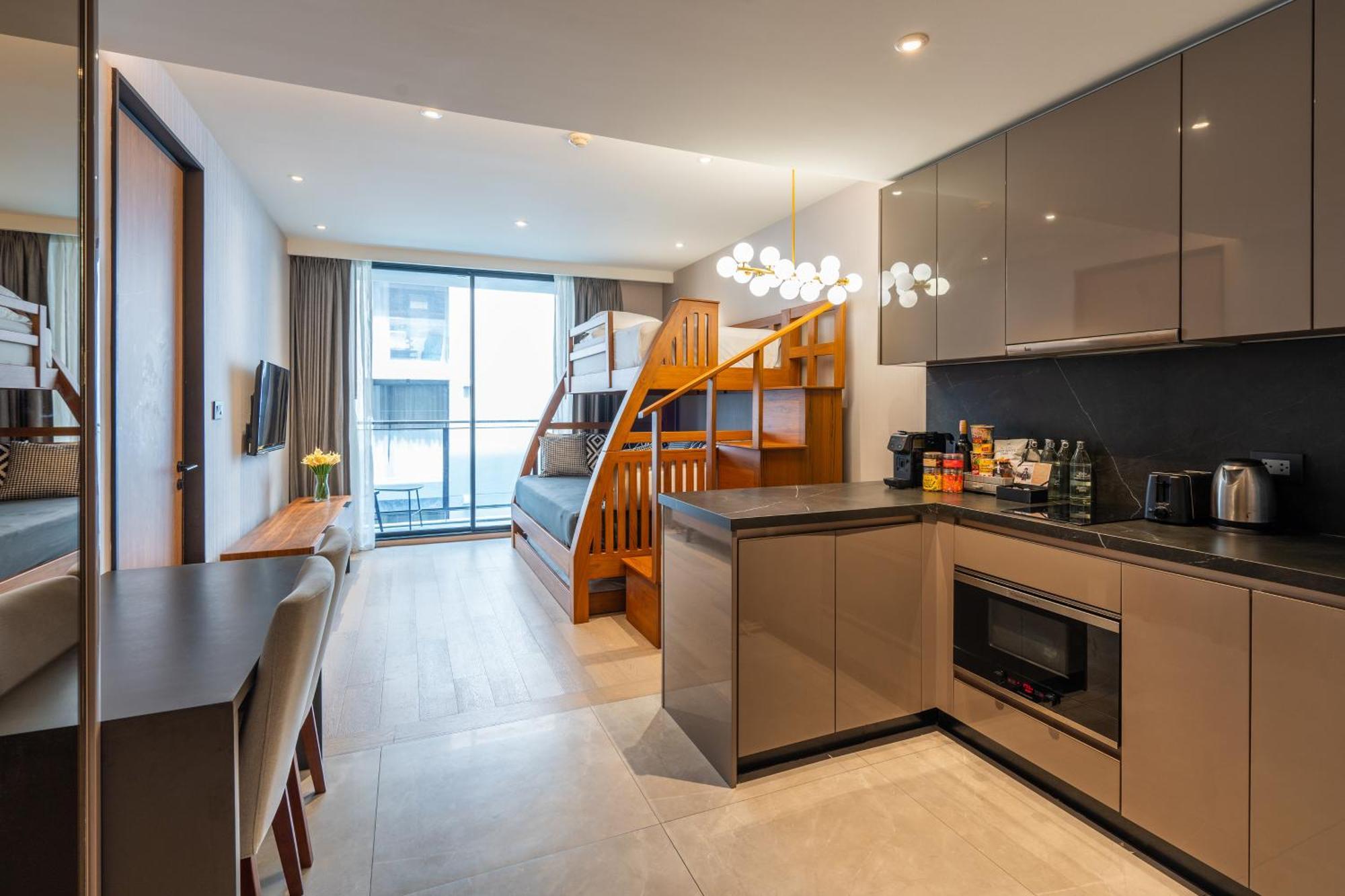 Walton Suites Sukhumvit 曼谷 外观 照片